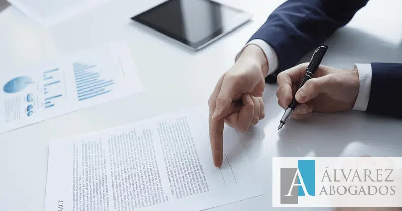 abogado contratos