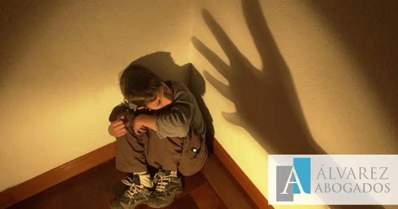 Maltrato Menores Familia