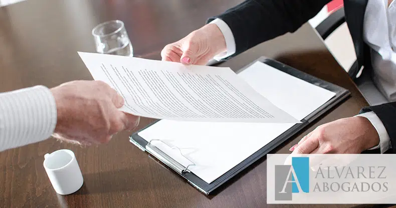 Falsedad Documental Estafa Tenerife