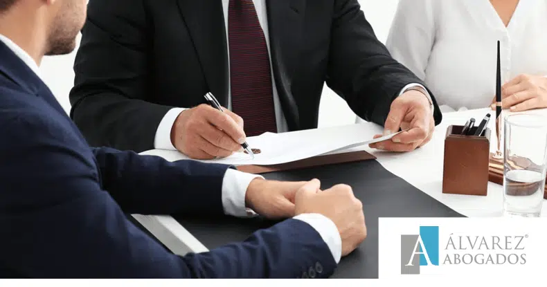 Confidencialidad abogado cliente Tenerife