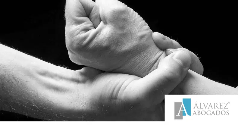 Régimen visitas padres investigados maltrato