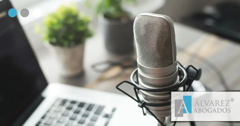 El sector legal apuesta por el pódcast