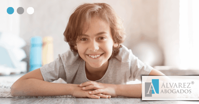 Obligatorio escuchar al menor